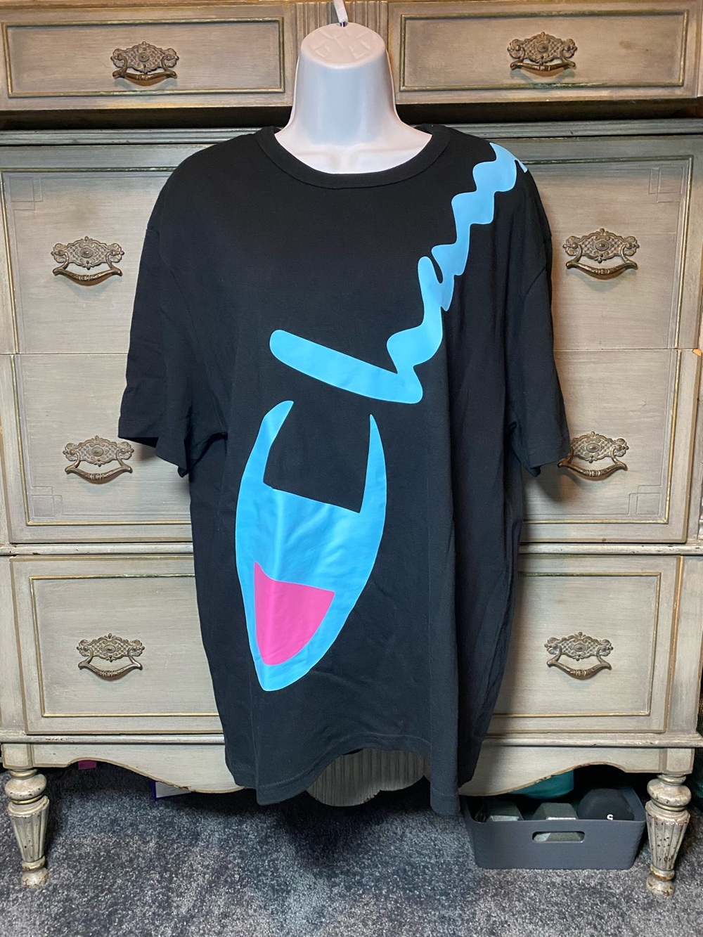 Champion Wrap Around Logo Black Tee